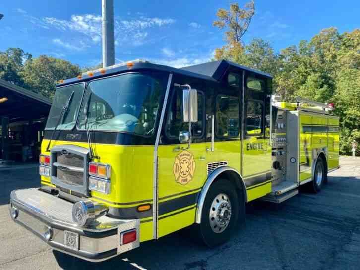 E-One Typhoon Fire Truck (2005)