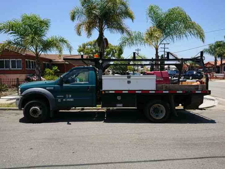 FORD F450 DSL -- (2005)