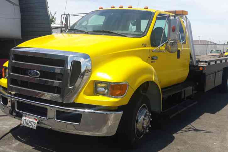 Ford F650 - EXTENDED CAB (2005)