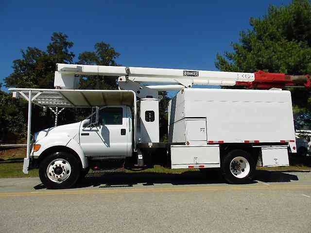 Ford F750 SUPERDUTY (2005)