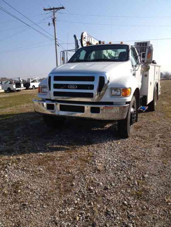 FORD F750 (2005)