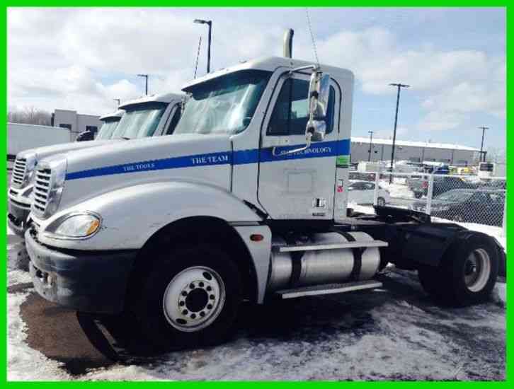 Freightliner CL12042ST (2005)