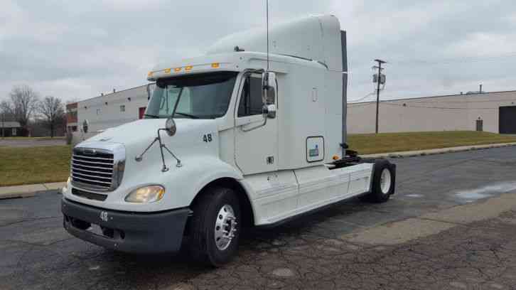 single axle freightliner with sleeper