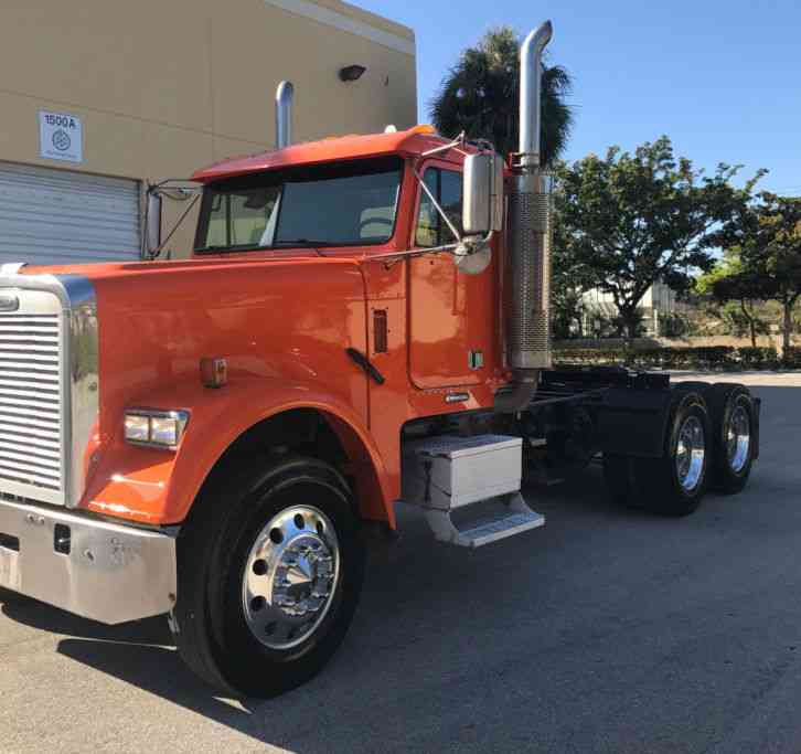 Freightliner FLD120SD (2005)