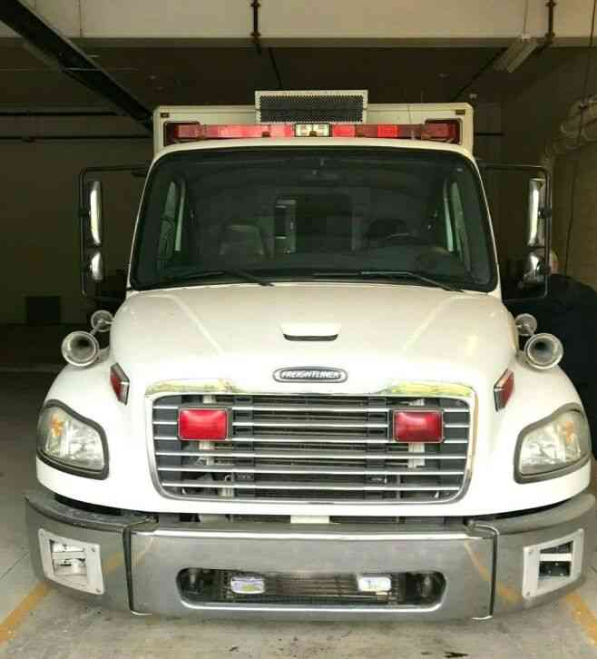 Freightliner M2 American LaFrance Ambulance EMS Vehicle (2005)
