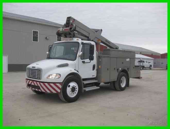 FREIGHTLINER M2 CT C7 ALLISON C WITH 46 FOOT REAC LIFTALL KNUCKLE BOOM (2005)