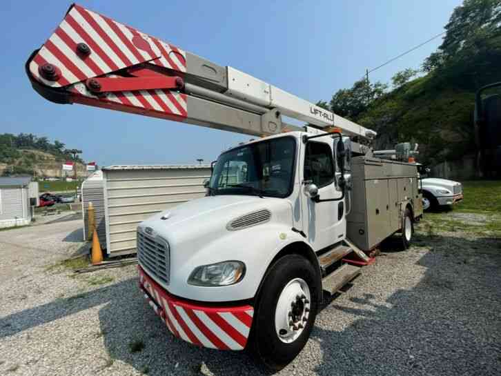 Freightliner M2 w/ Liftall 55' (2005)