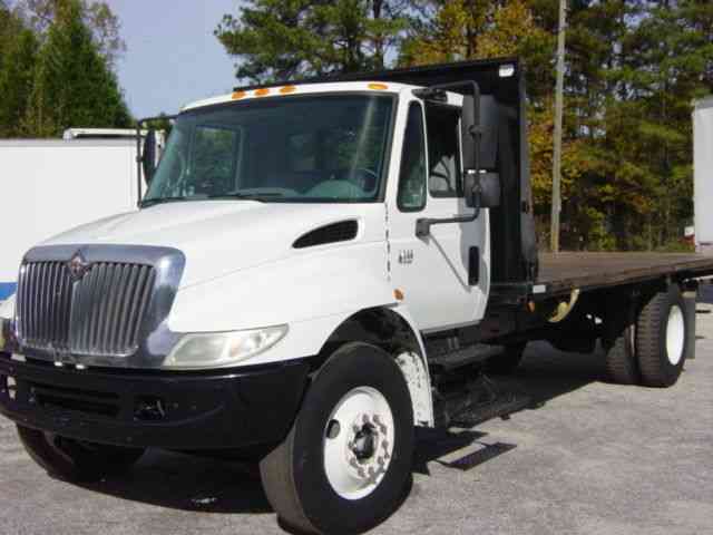 International 4300 4400 (2005)