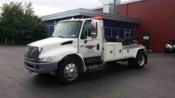 International 4300 Dt466 (2005)