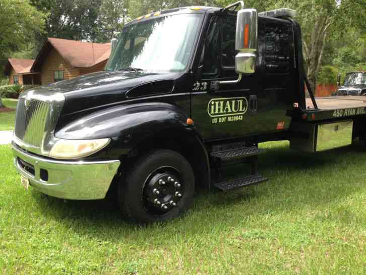 International 4900 (2005)