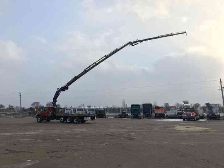 International 7600 PM Crane (2005)