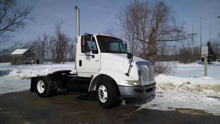 INTERNATIONAL 8600 (2005)