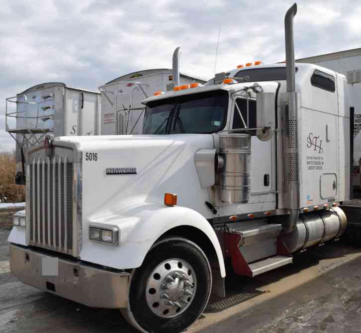 Kenworth W900 L (2005)