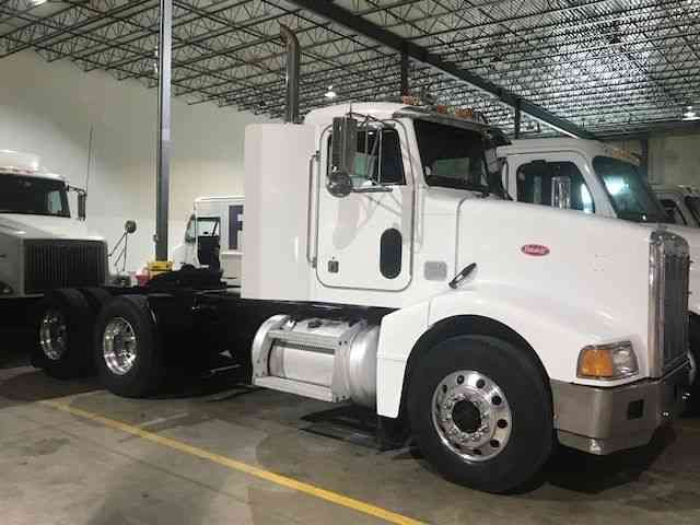 Peterbilt 385 (2005)