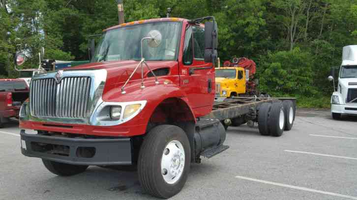 International 7600 (2005)