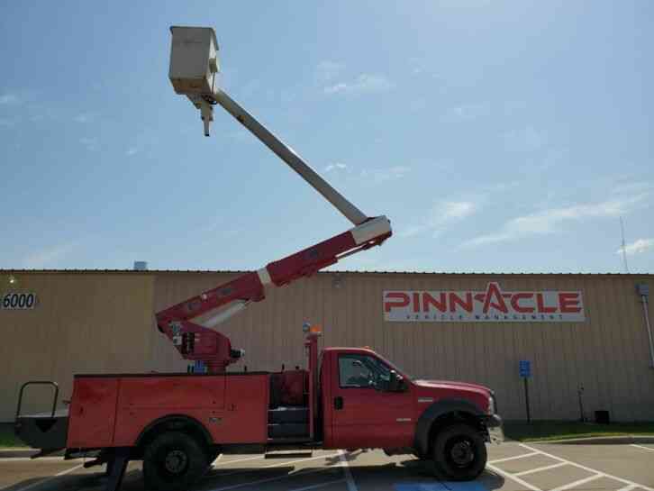 Ford F-550 ALTEC L37MR BUCKET TRUCK (2005)