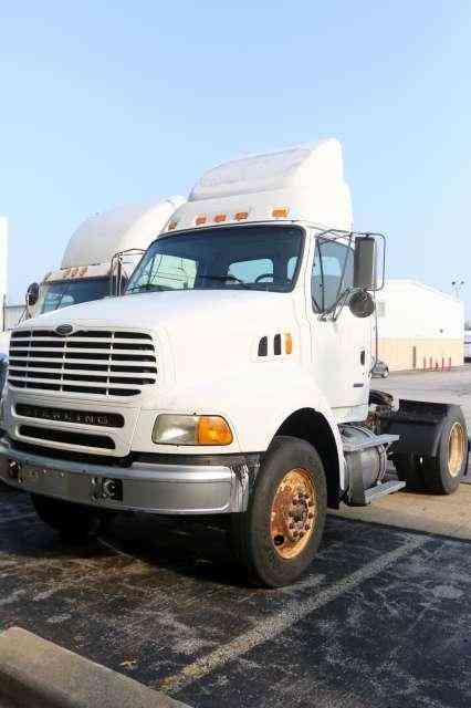 Sterling L8500 (2005)