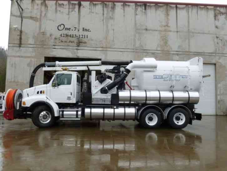 Vactor 2100 Vactor Hydro Excavator or Sewer Septic Truck (2005)