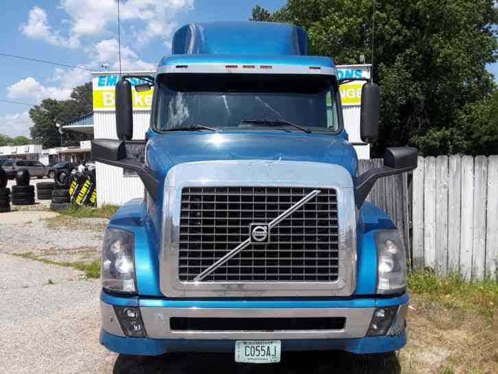 Volvo VNL (2005)