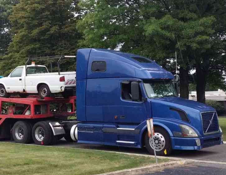 Volvo VNL64T670 (2005)