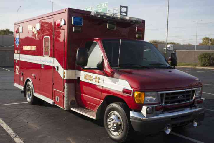 Ford E-450 Super Duty, Type III Ambulance, Life Line (2006)