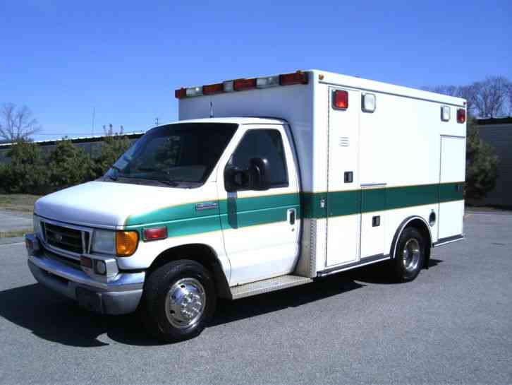 Ford E350 (2006)