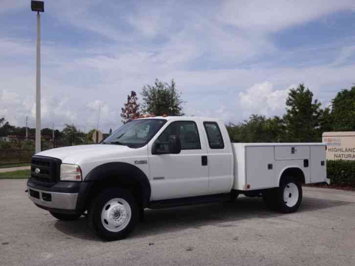 Ford F450 4x4 Extended Cab Service Utility Truck (2006)