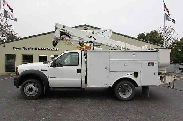 Ford F550 42FT BUCKET TRUCK (2006)
