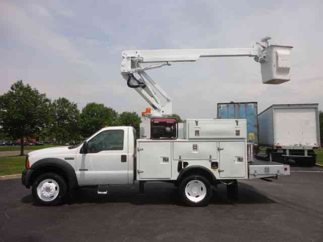 Ford F550 (2006) : Bucket / Boom Trucks