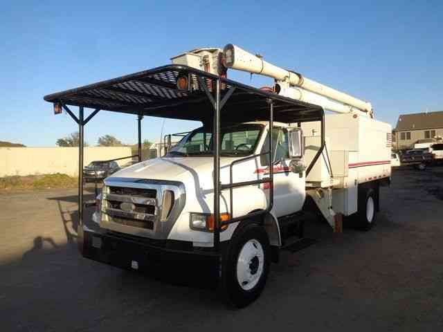 FORD F750 (2006)