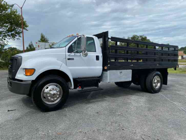 FORD F750 FLATBED LIFTGATE LOW MILES 5. 9 CUMMINS DIESEL 15 FOOT BED AUTO (2006)