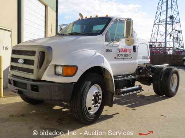 Ford F-750 (2006)