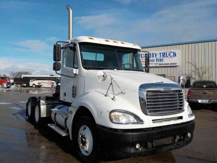 Freightliner Columbia CL120 (2006)