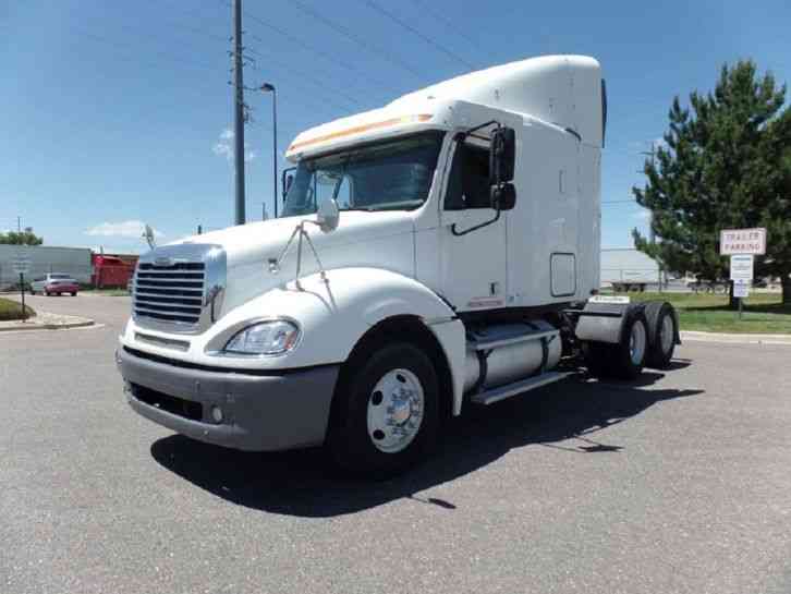 Freightliner FCL12064ST (2006)