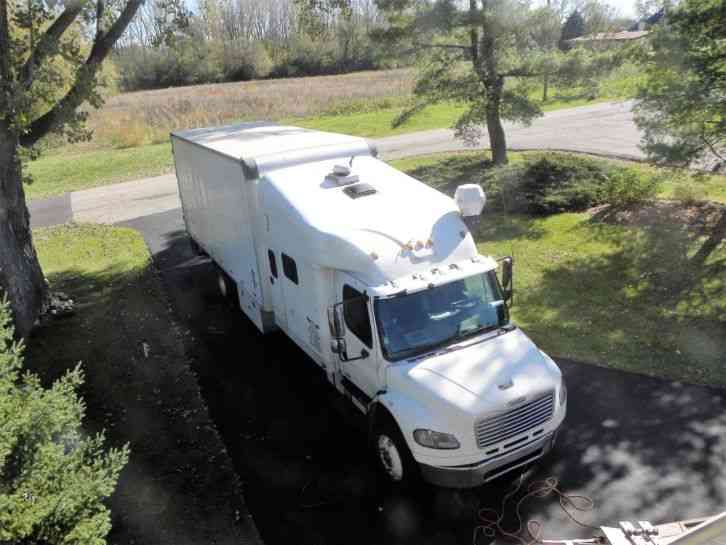 Freightliner M2 106 Expeditor (2006)