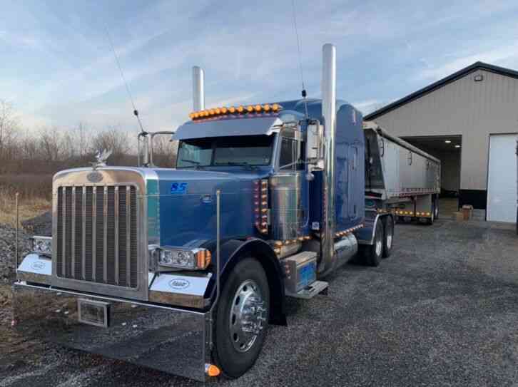 Peterbilt 379 long hood (2006)