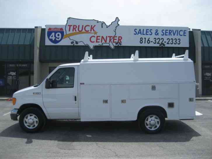 Ford E-350 (2007)