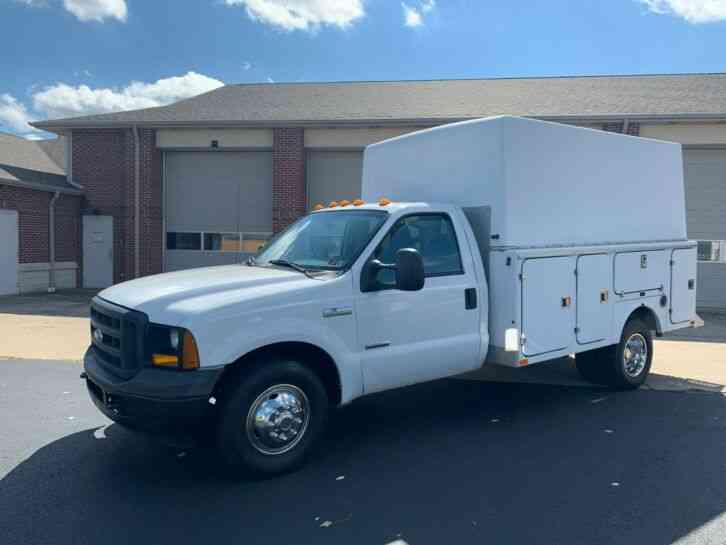 Ford F-350 UTILITY BED W/ LIFT GATE 6. 0 POWERSTROKE (2007)