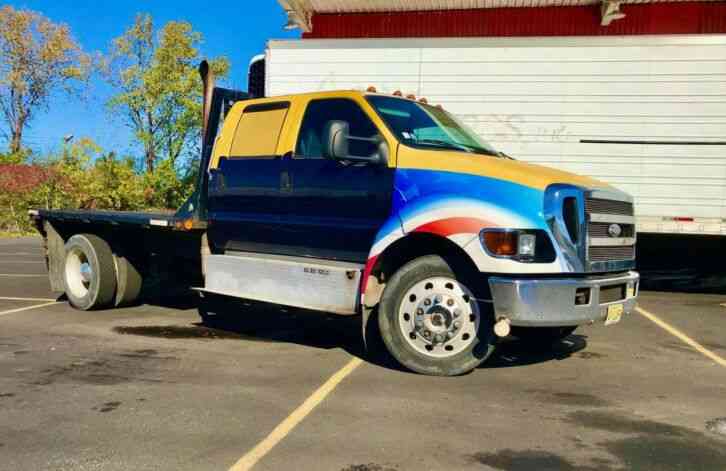 Ford F650 Crew Cab Flatbed with Air Ride (2007)