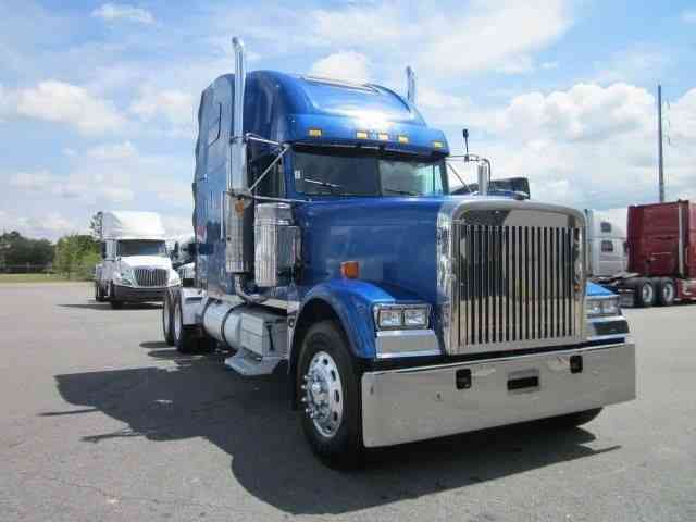 Freightliner Classic FLD 132 (2007)