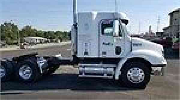 Freightliner Columbia 112 (2007)