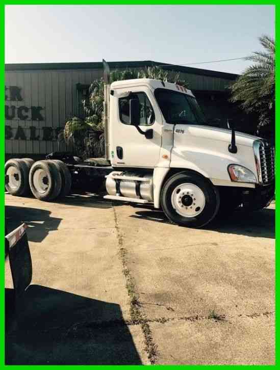 Freightliner FLD120 (2007)