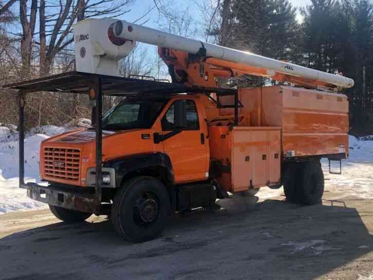 GMC C7500 ELEVATOR FORESTRY BUCKET TRUCK (2007)