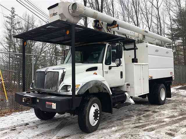 International 7300 -- (2007)