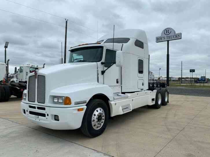 Kenworth T600 Midroof Sleeper (2007)