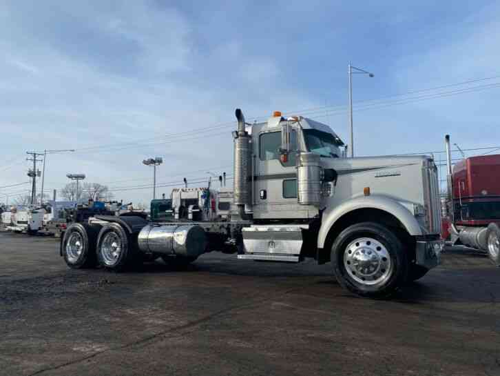 Kenworth W900 (2007)