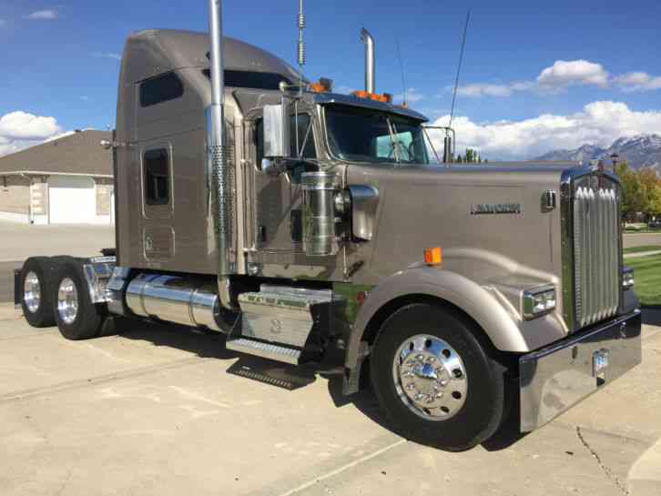 Kenworth W900L (2007)