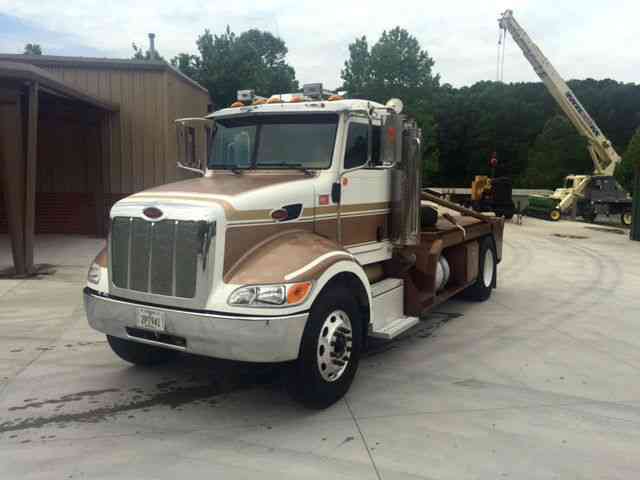 Peterbilt 335 (2007)