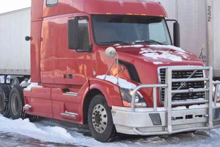 Volvo VNL 670 (2007)