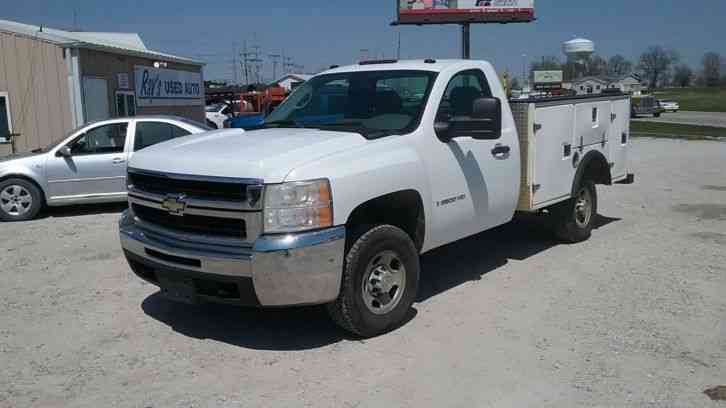 Chevrolet Silverado 2500HD 4x4 Utility Truck (2008)